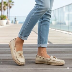 UGG Australia Moccasin Espadrille Boat Shoes Women's Beige Leather - Size 7
